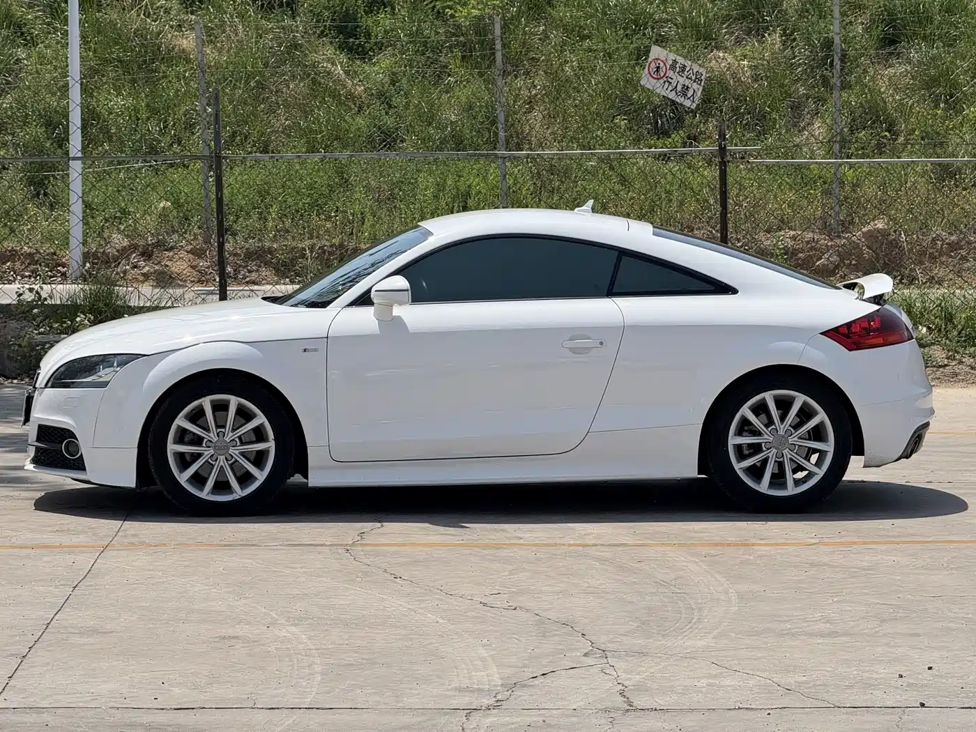 Audi TT 2014 TT Coupe 45 TFSI Premium Edition фото 12