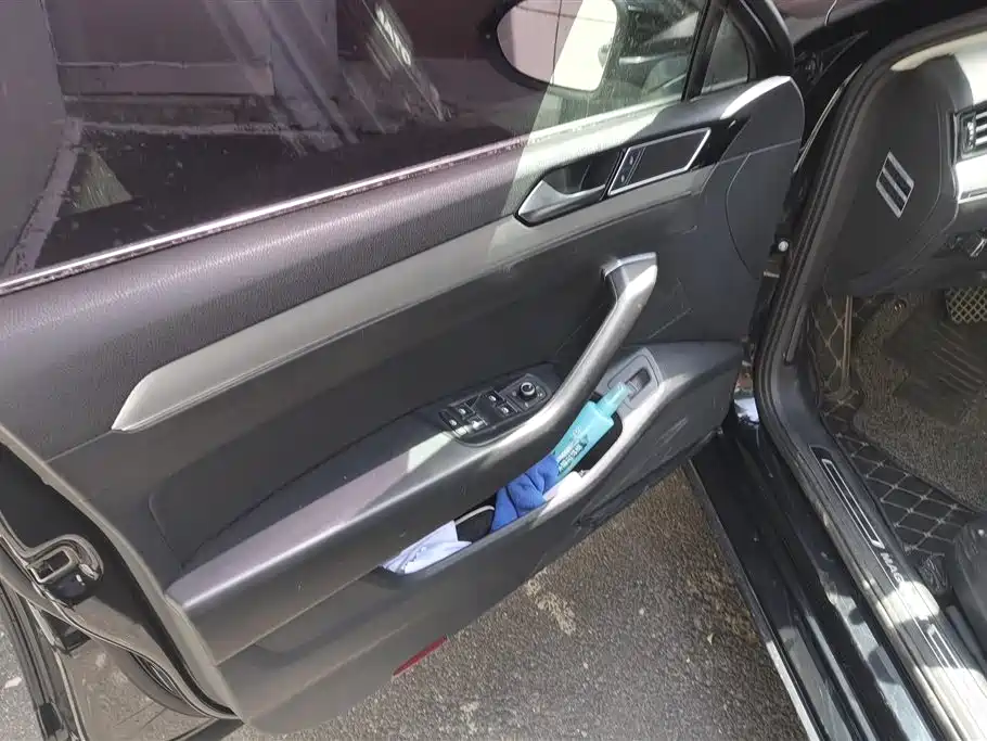 Volkswagen Magotan 2017 330TSI DSG Leading фото 7
