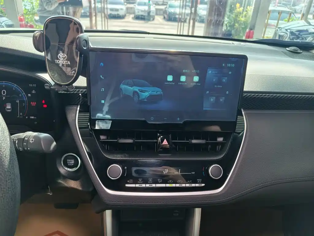 Toyota Frontlander 2024 2.0L CVT Leading Edition фото 10