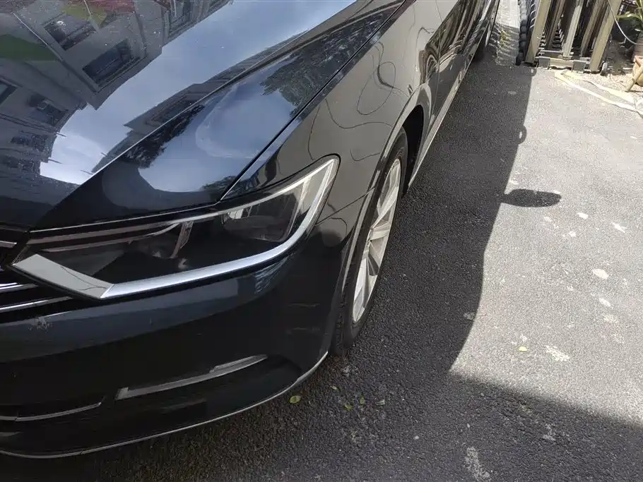 Volkswagen Magotan 2017 330TSI DSG Leading фото 5