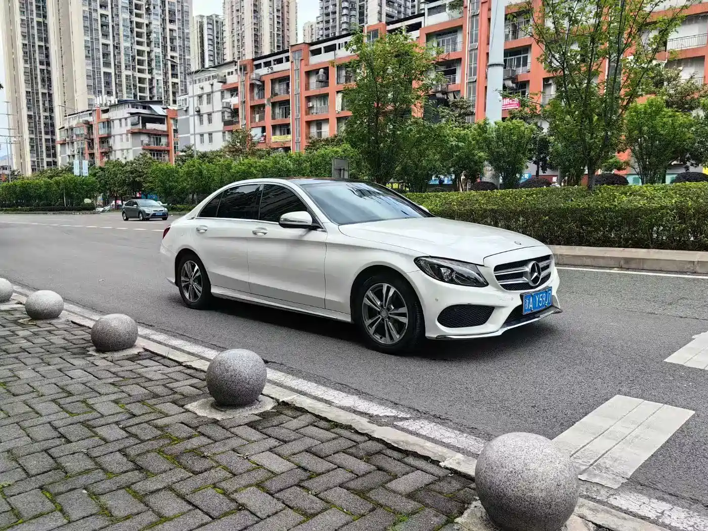Mercedes-Benz C-Class 2015 Facelift C 200 L Sport фото 3