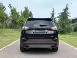 Фото 11 - Ford Edge