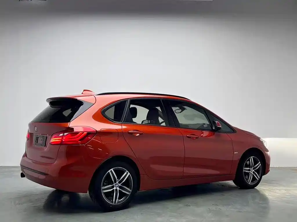 BMW 2 Series Touring 2016 2016 218i Sport Design Package