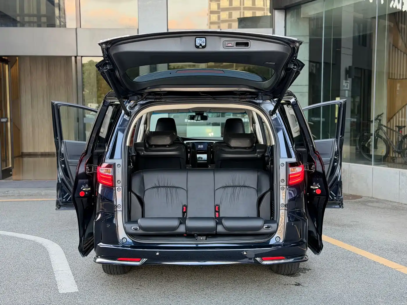 Фото 15 - Honda Odyssey
