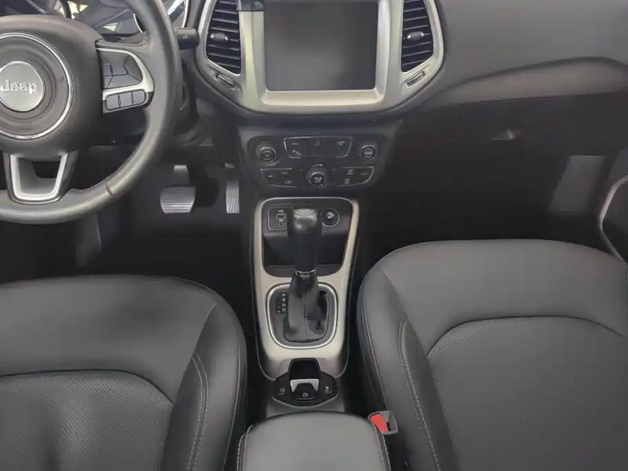 Jeep Compass 2017 2017 200T Automatic Family Edition