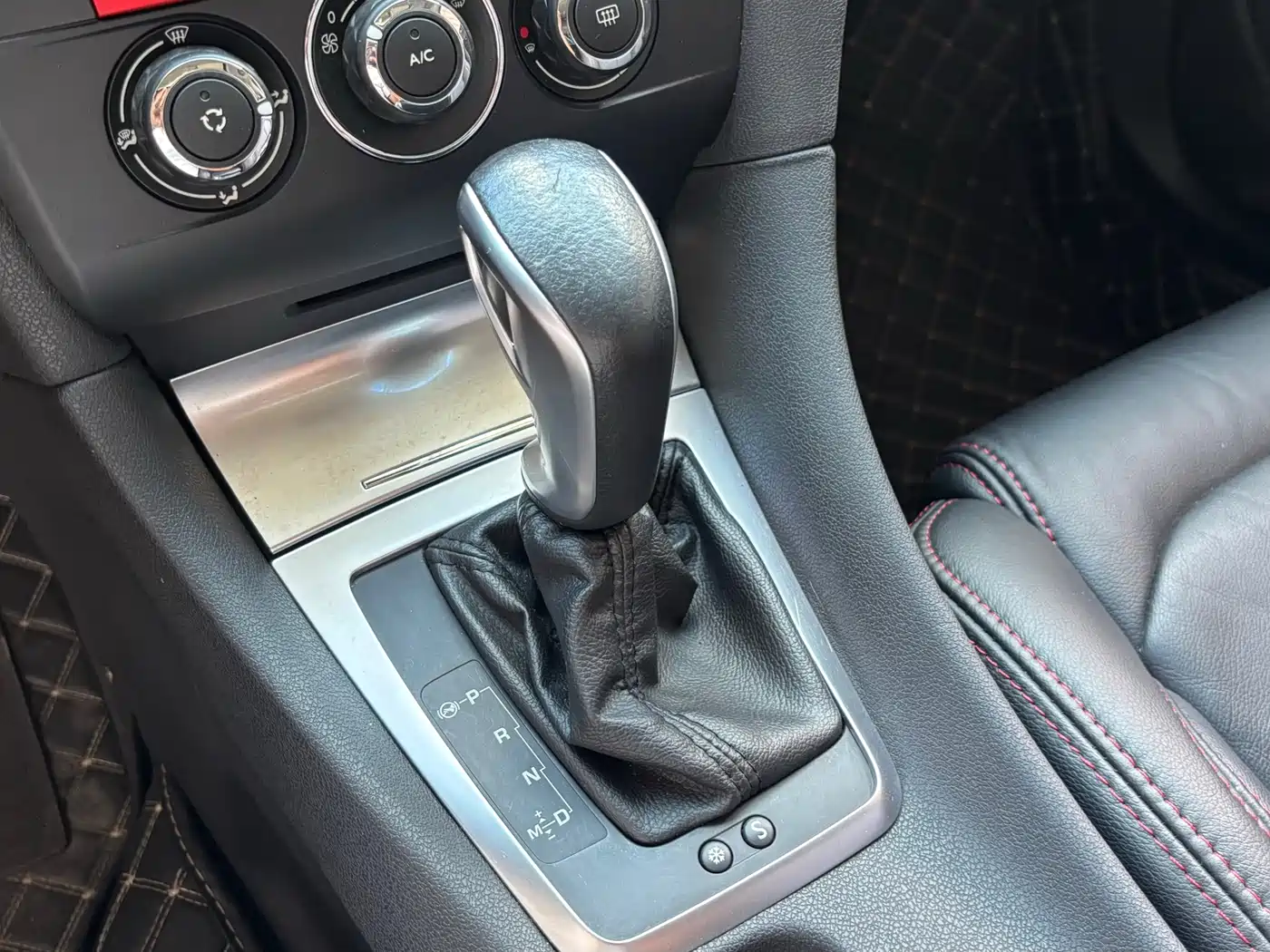 DS 5LS 2018 2016 1.6T Style Edition THP160