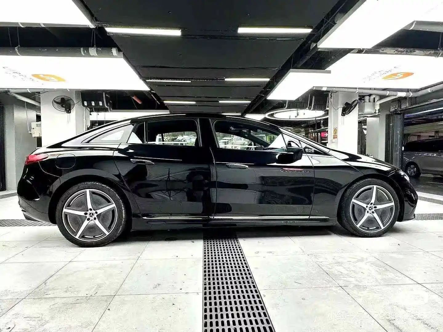 Фото 6 - Mercedes-Benz EQE