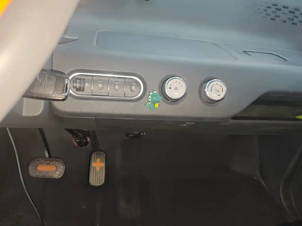 Baojun E100 2021 2020 305KM Intelligent Edition
