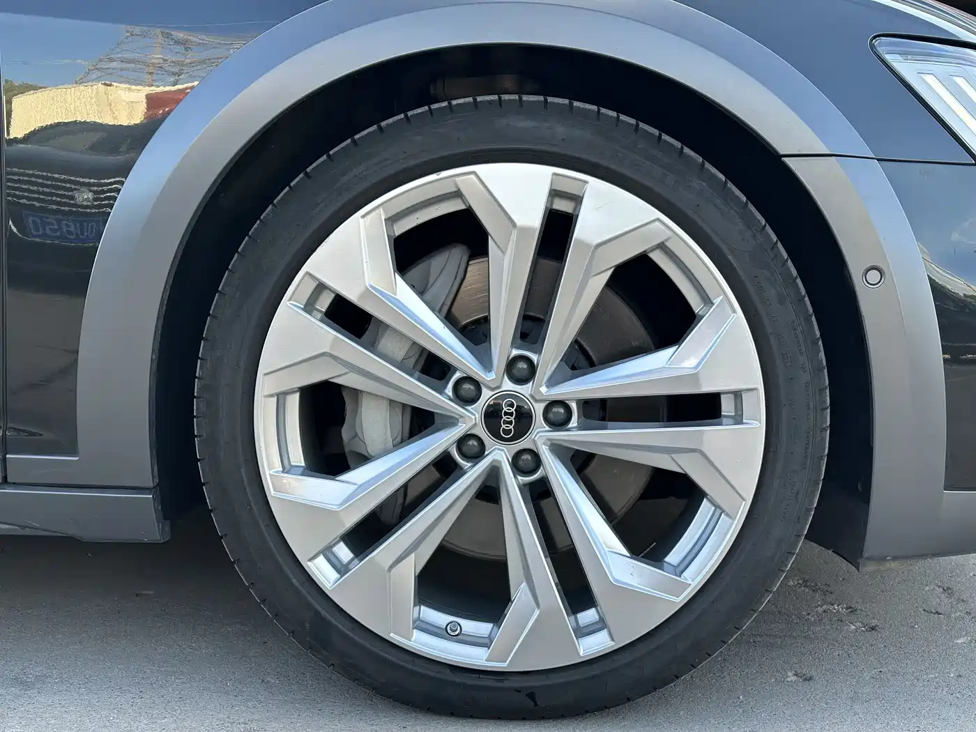 Audi A6 (Import) 2021 allroad quattro Explorer 55 TFSI Premium Off-road фото 27