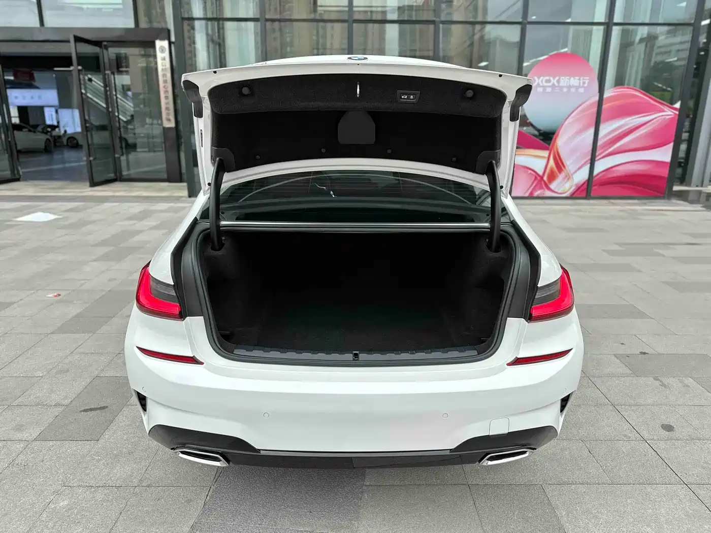 BMW 3 Series 2021 325i M Sport Package фото 31