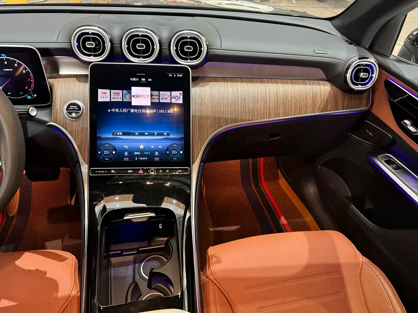 Mercedes-Benz GLC 2023 GLC 300 L 4MATIC Dynamic 7-Seater фото 9