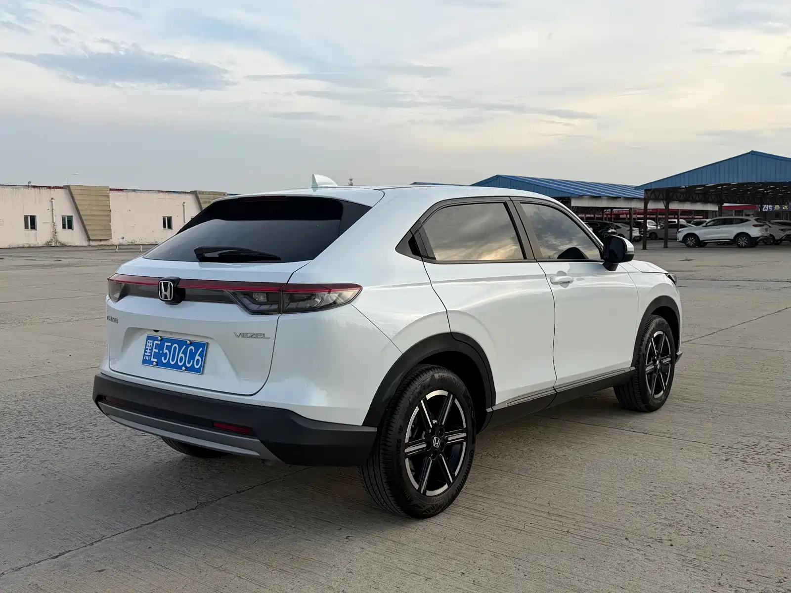 Photo 7 - Honda Vezel