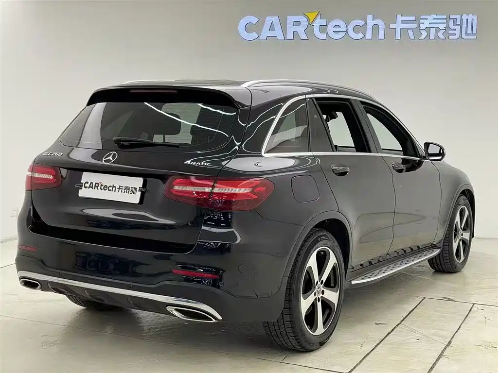 Mercedes-Benz GLC 2018 Facelift GLC 260 4MATIC Luxury фото 4