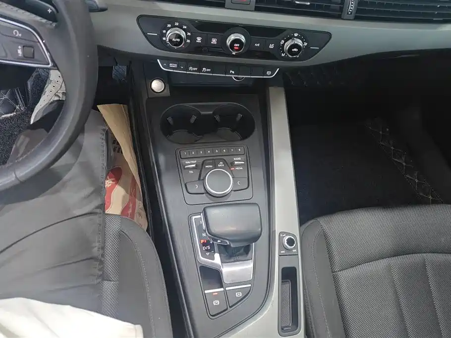 Audi A4L 2019 40 TFSI Fashion (China VI) фото 16