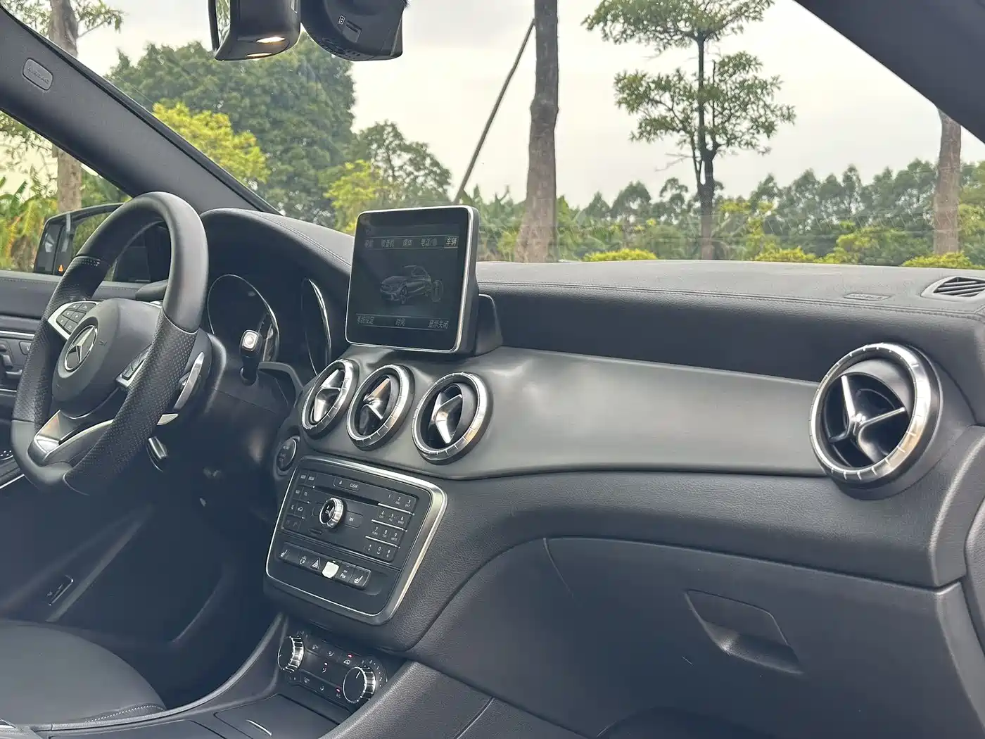 Mercedes-Benz CLA (Import) 2016 Facelift CLA 260 4MATIC фото 20