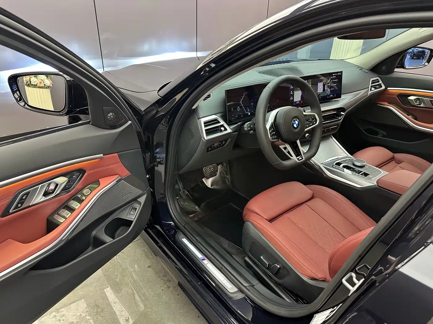 BMW 3 Series 2025 325Li M Sport Package фото 6