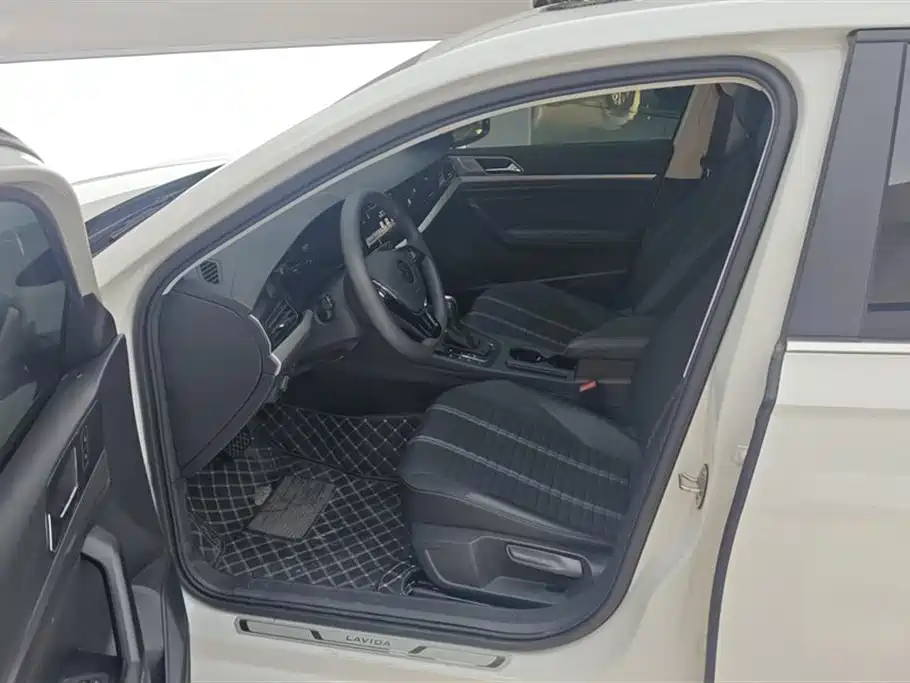 Volkswagen Lavida 2022 280TSI DSG Comfort Edition фото 9