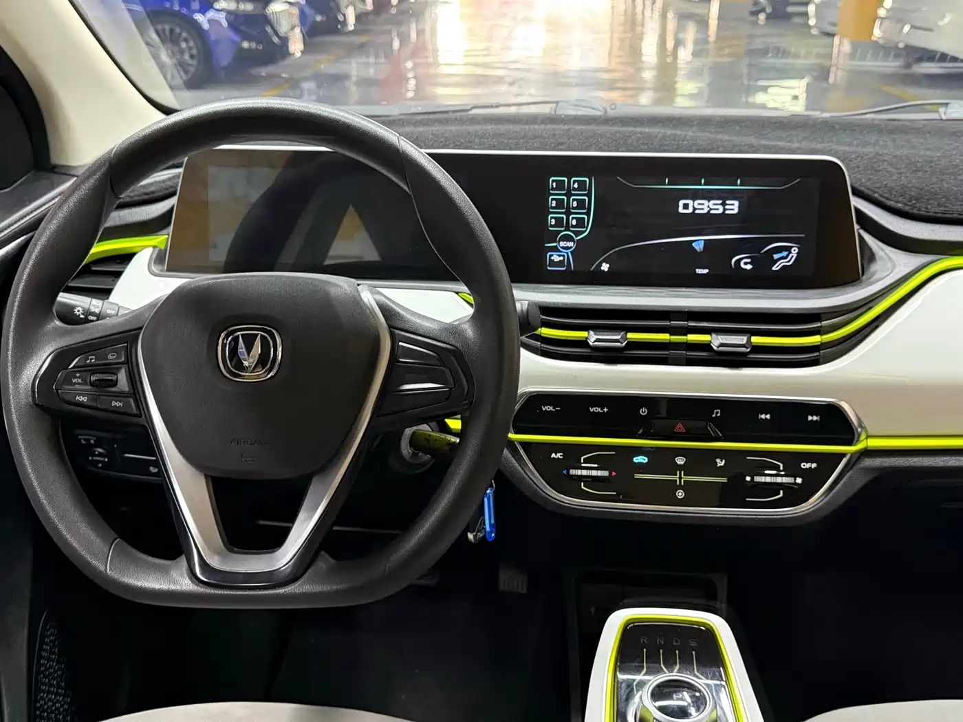 Photo 15 - Changan Benben E-Star