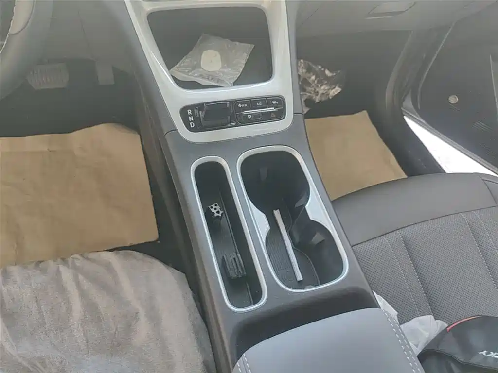 Geely Galaxy Starry Wish 2026 Edition 310km Youth Version фото 14