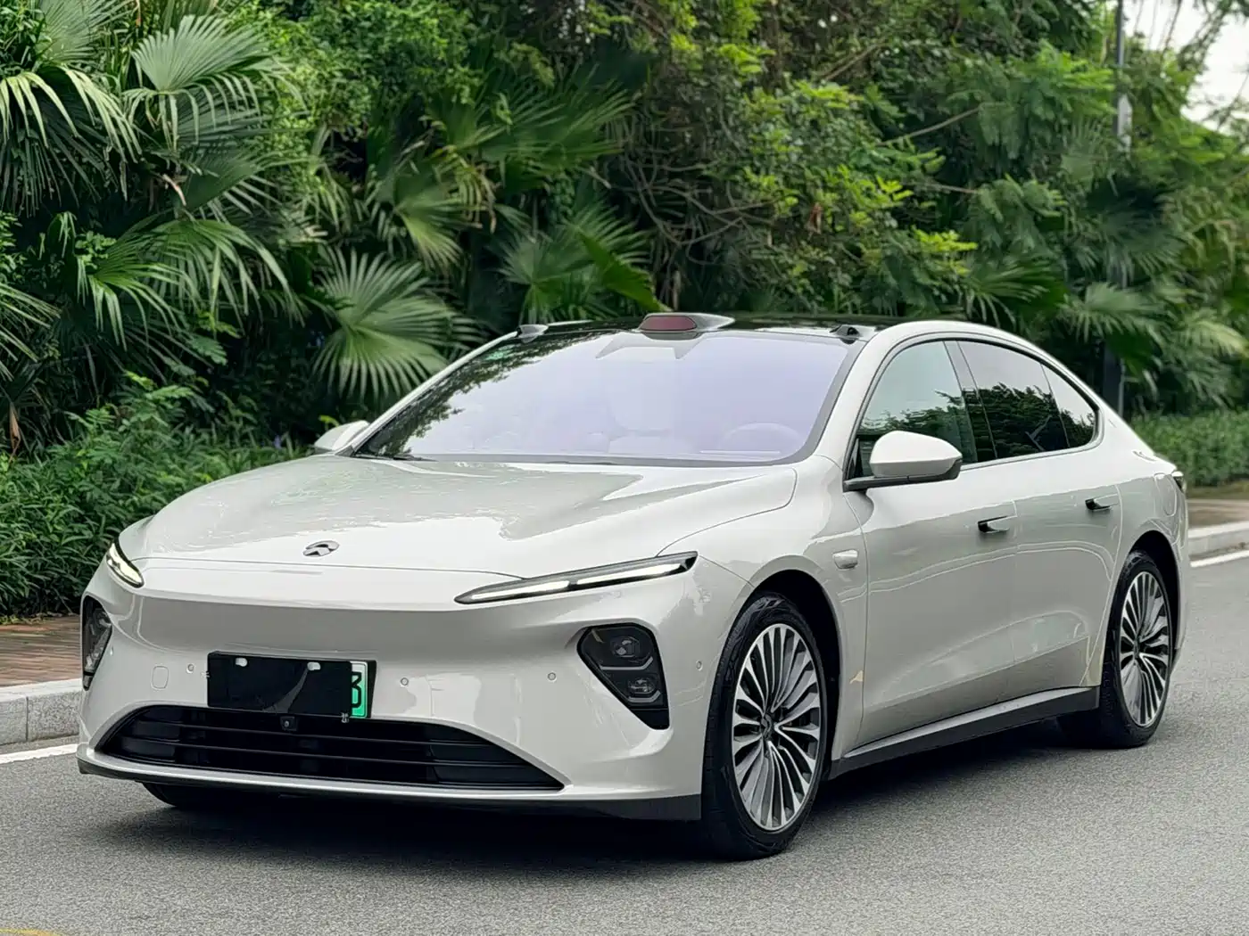 NIO NIO ET7 2022 75kWh