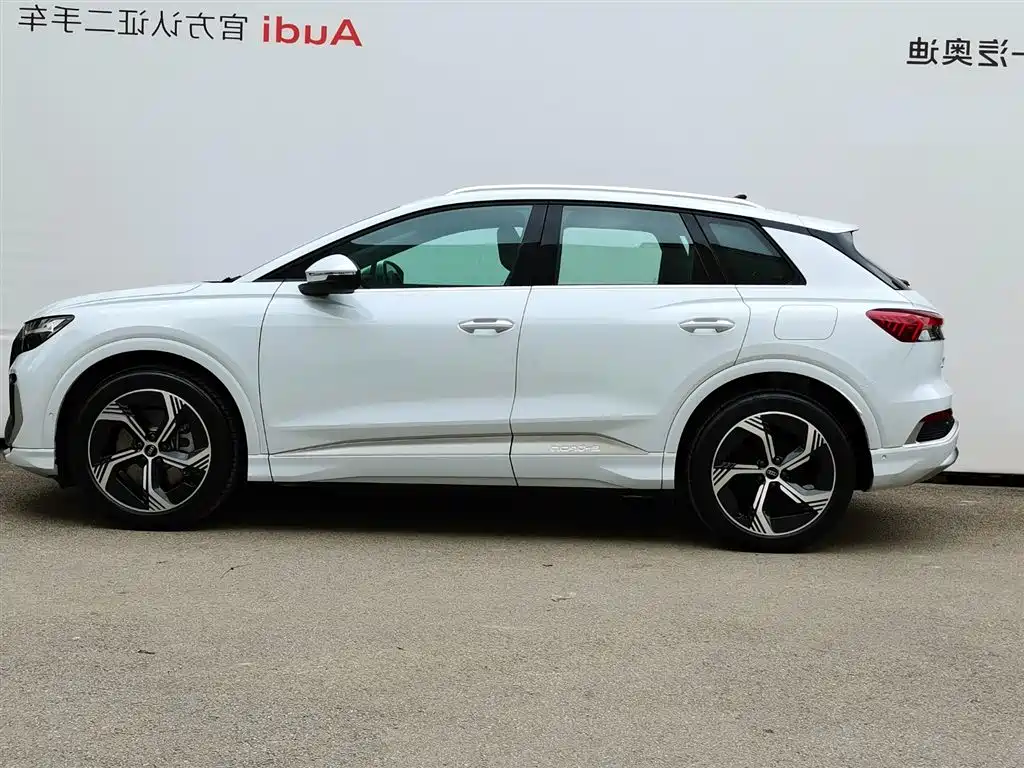 Audi Q4 e-tron 2025 2024 40 e-tron Creation Edition