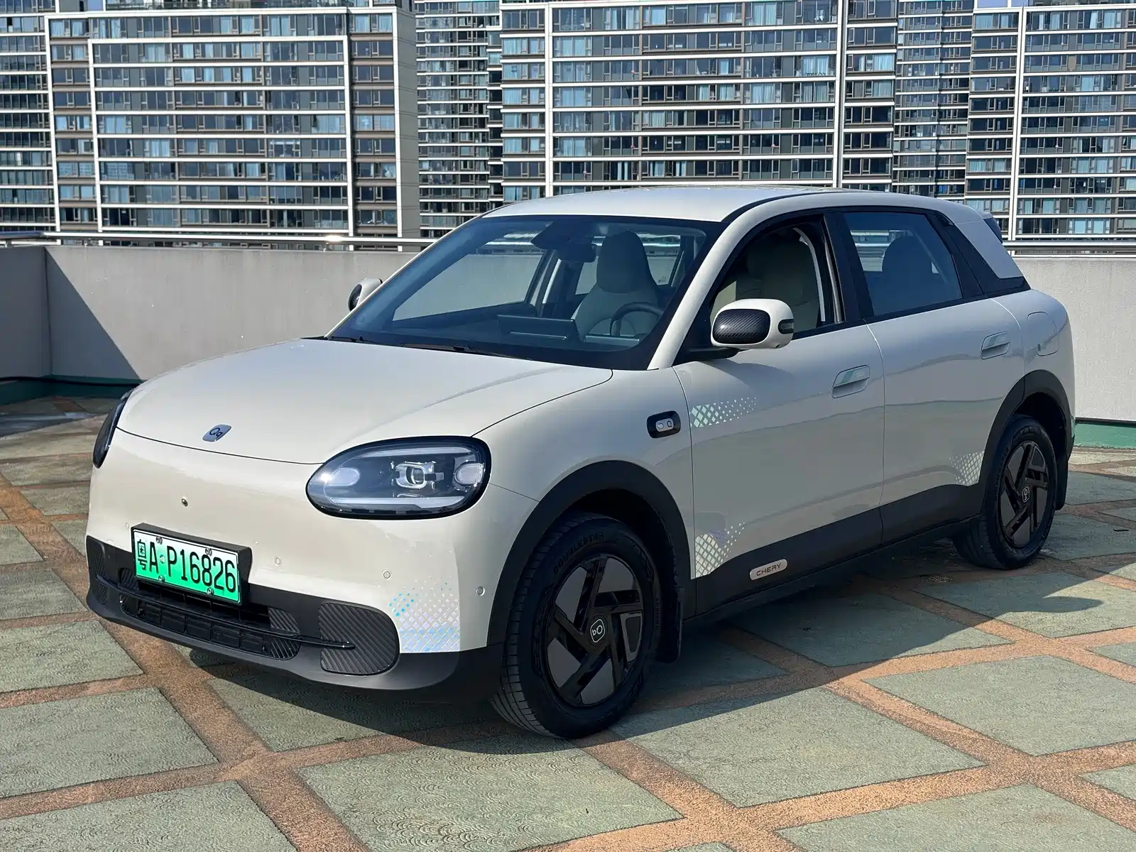 Фото 1 - QQ New Energy QQ3 EV