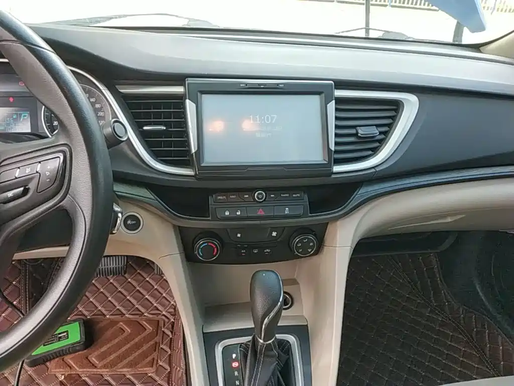 Фото 13 - Buick Excelle