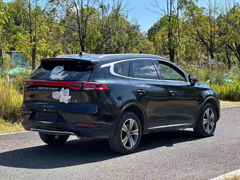 Фото 7 - BYD Tang
