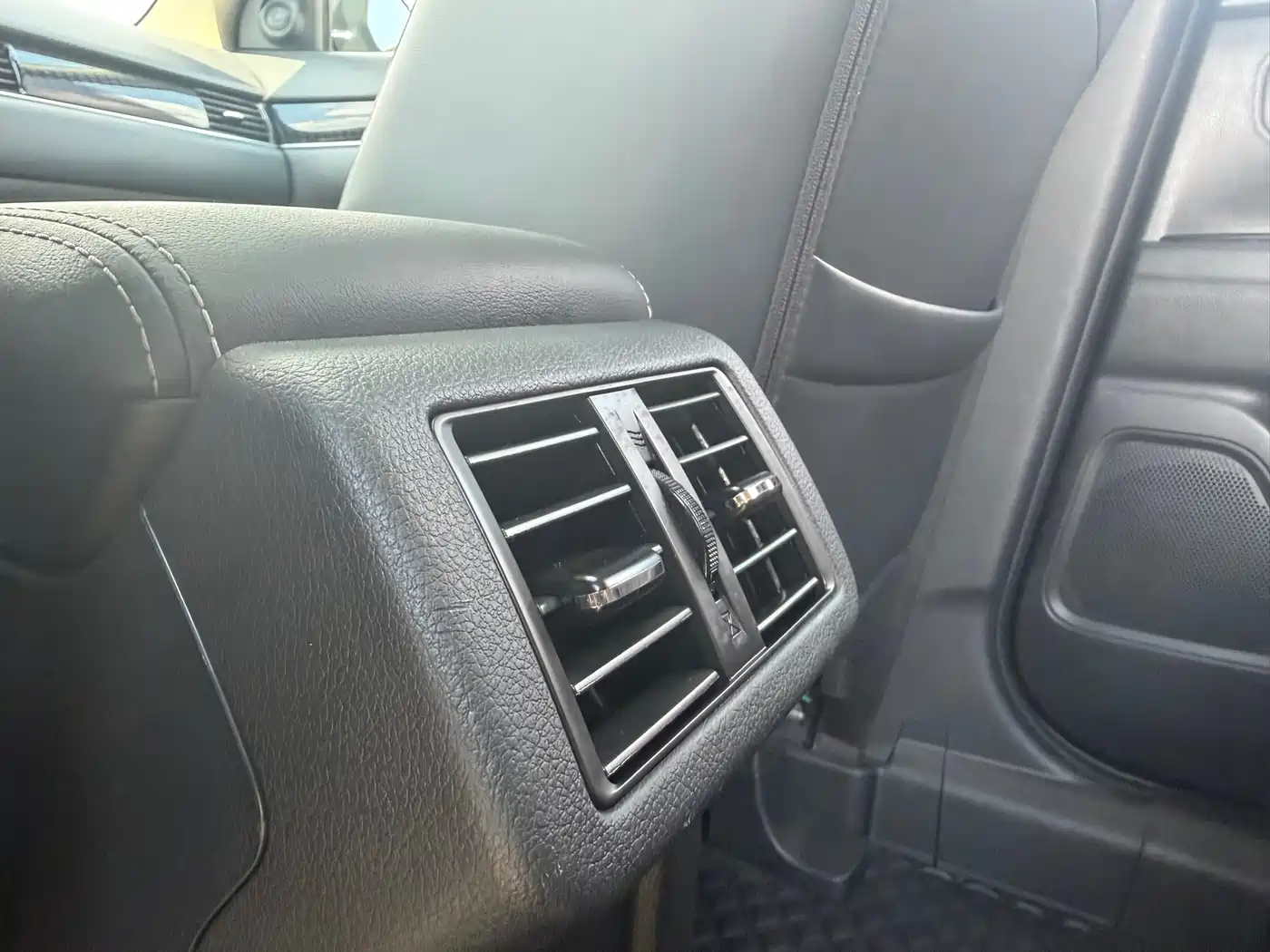 Mitsubishi Outlander 2021 2.0L FWD Comfort Edition 5-seater фото 16