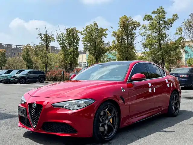 ALFA ROMEO GIULIA