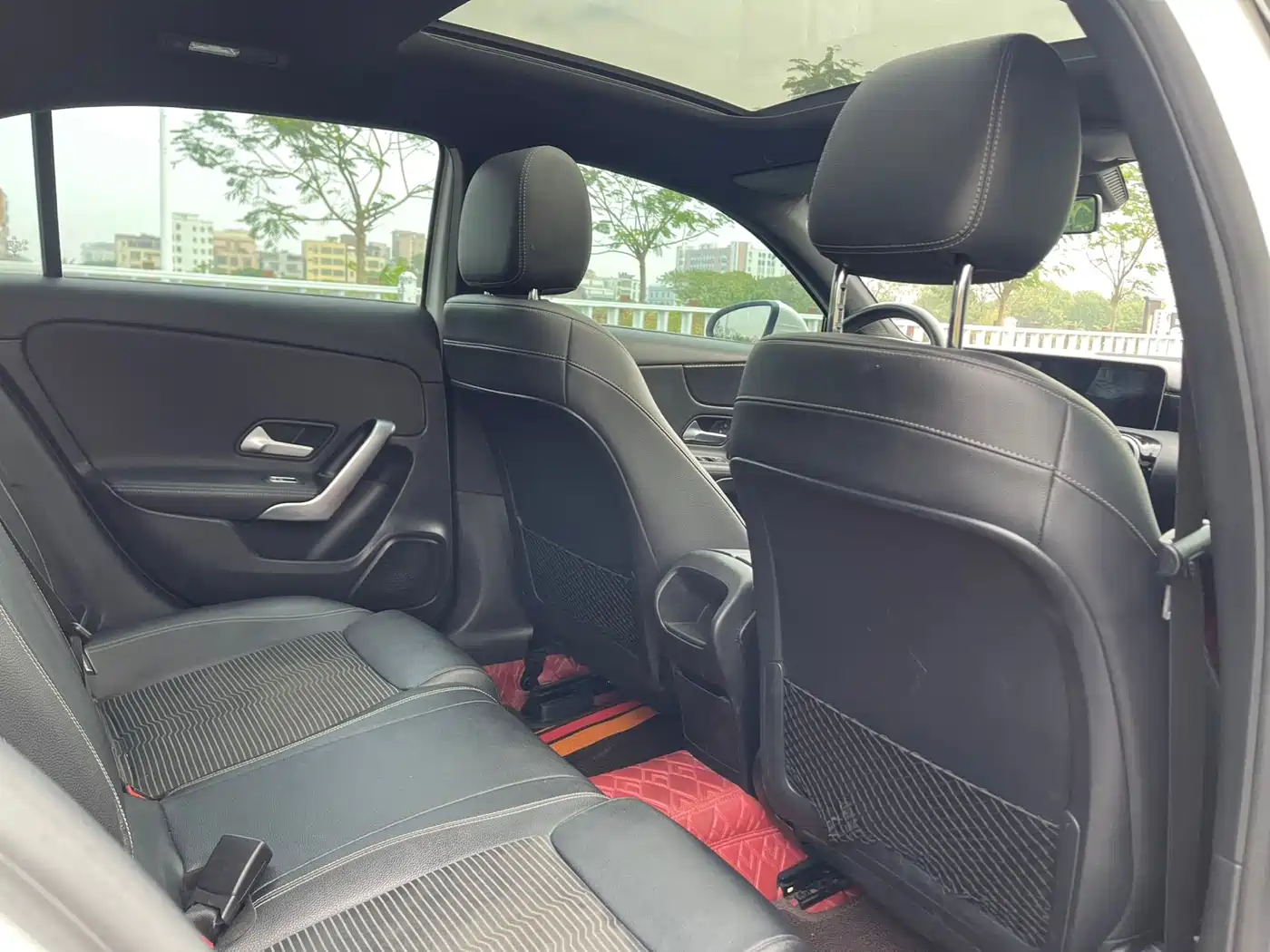 Mercedes-Benz A-Class (Import) 2019 A 200 Dynamic Version фото 13