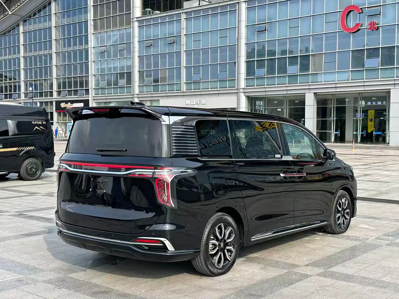 Hongqi HQ9 2023 2.0T Smart Connect Flagship фото 5