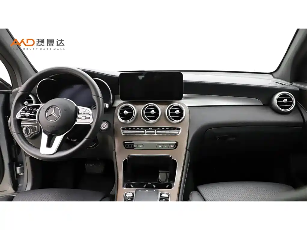 Mercedes-Benz GLC 2020 GLC 260 L 4MATIC Luxury фото 5