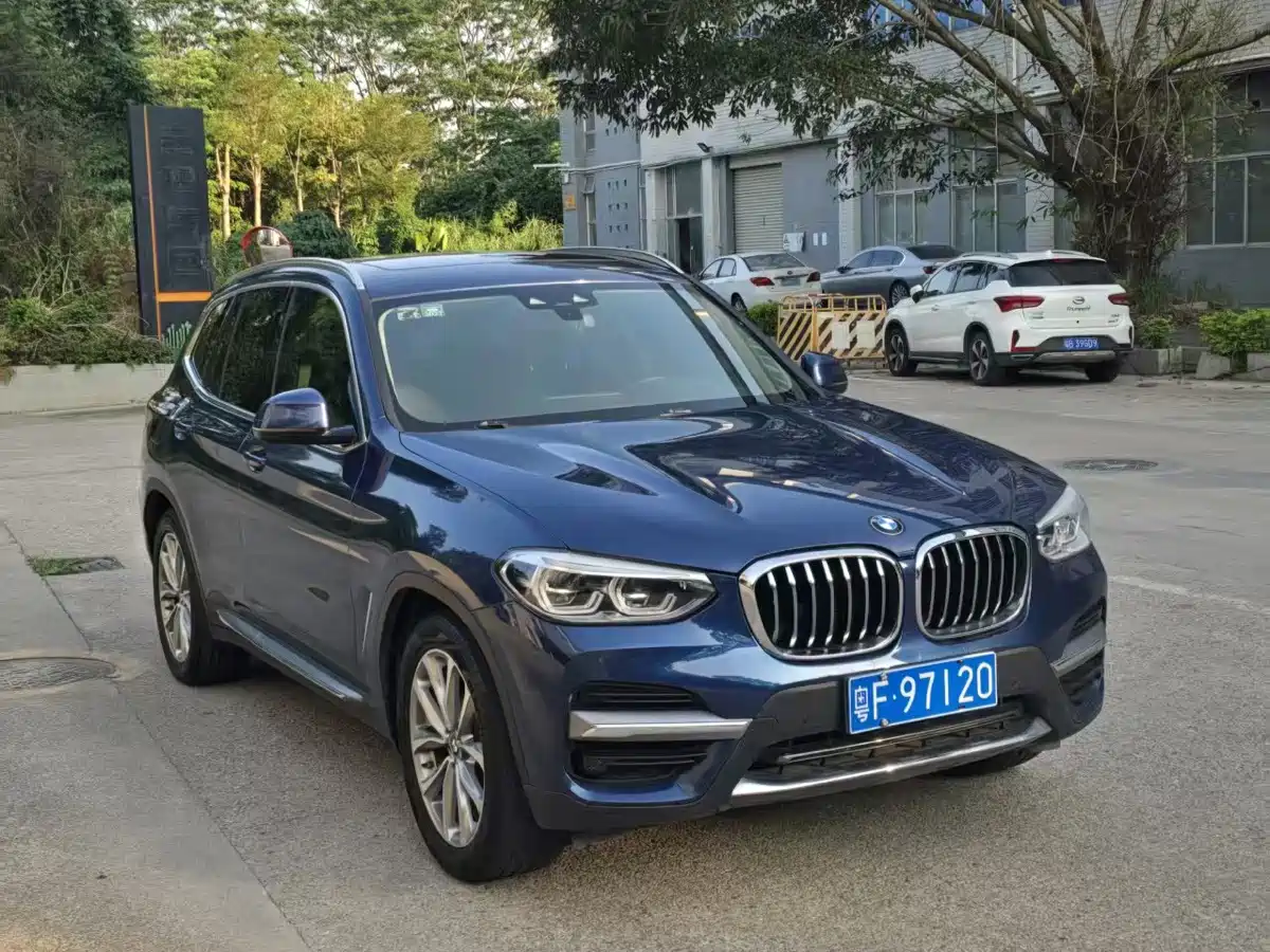 Фото 2 - BMW X3