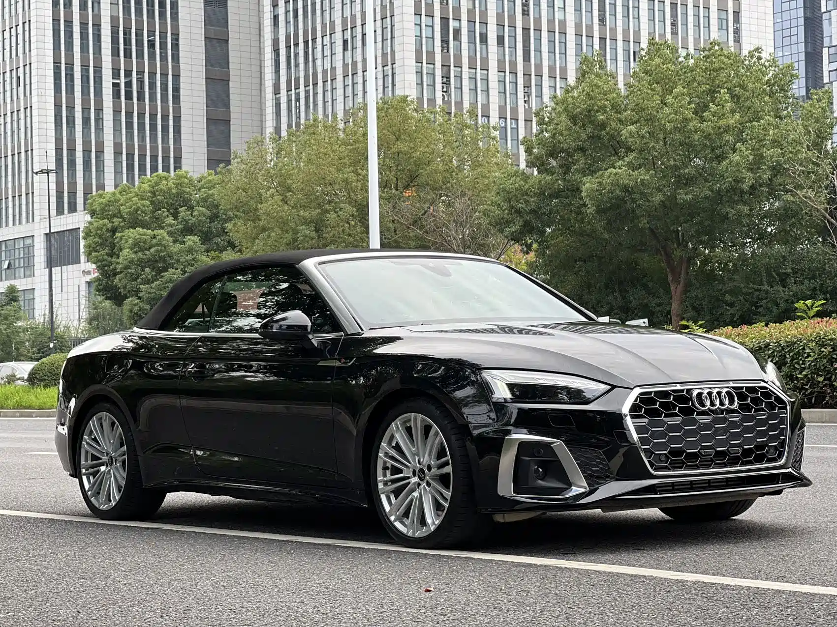 Photo 13 - Audi A5 (Import)