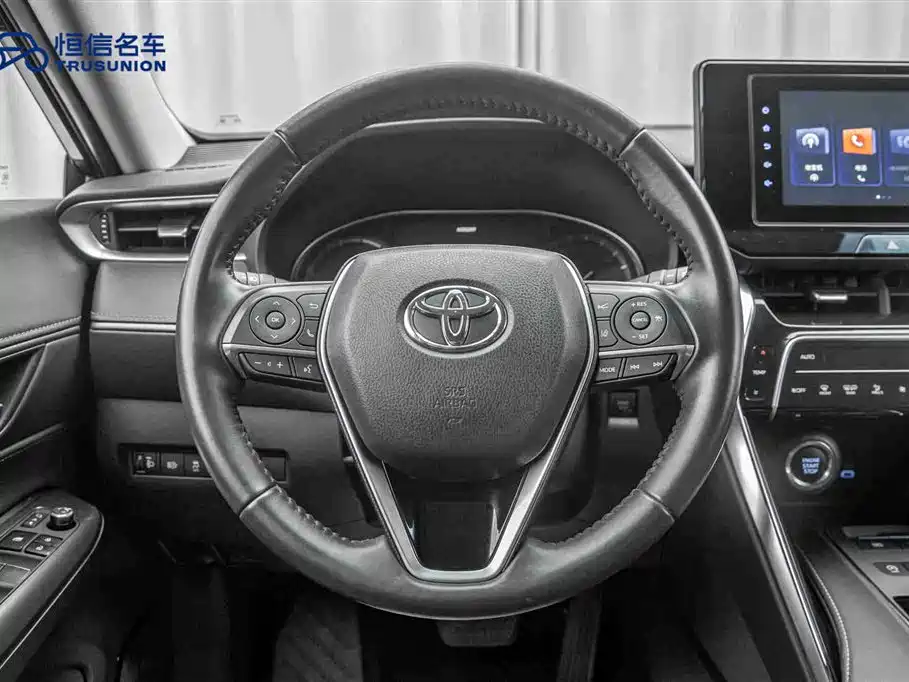 Toyota Venza 2022 2.0L CVT 2WD Luxury фото 17