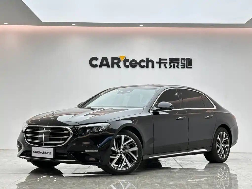 Photo 1 - Mercedes-Benz E-Class