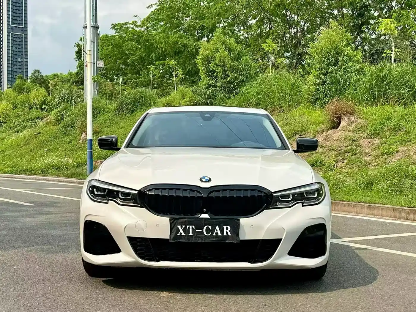 BMW 3 Series 2020 Facelift 325i M Sport Night Edition фото 2