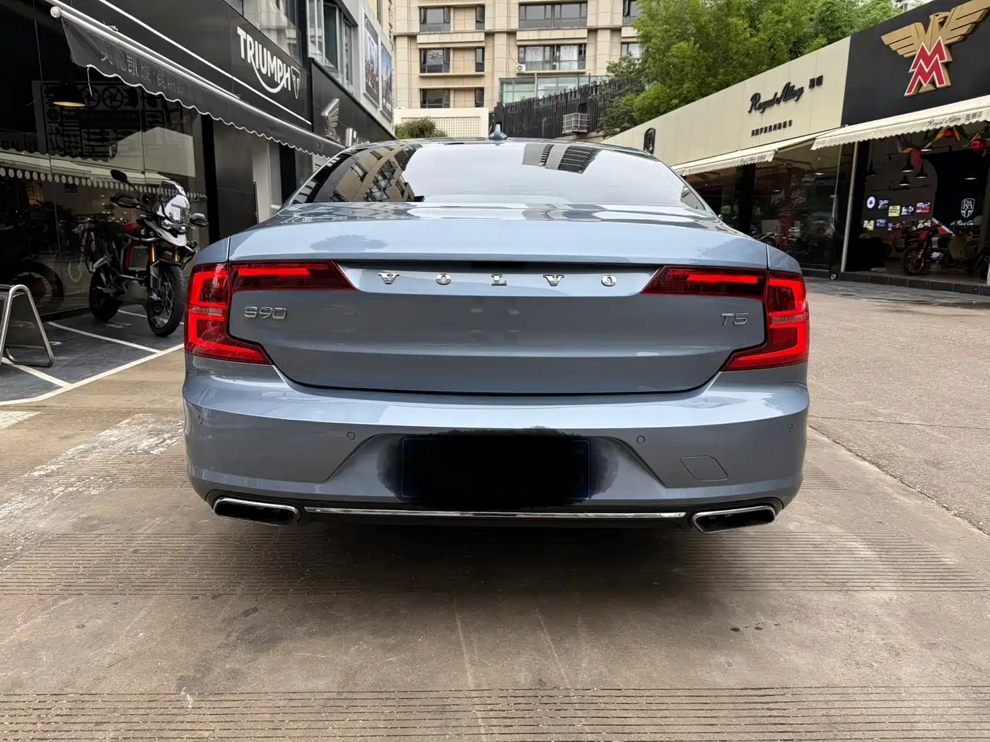 Фото 4 - Volvo S90