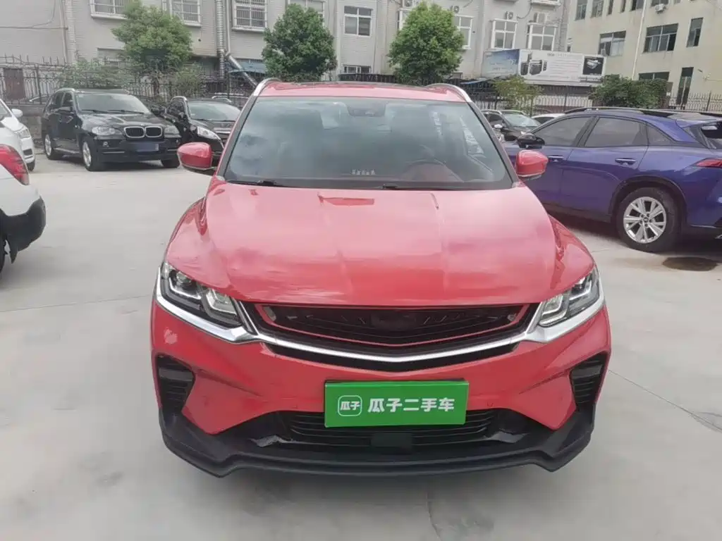 Фото 3 - Geely Binyue