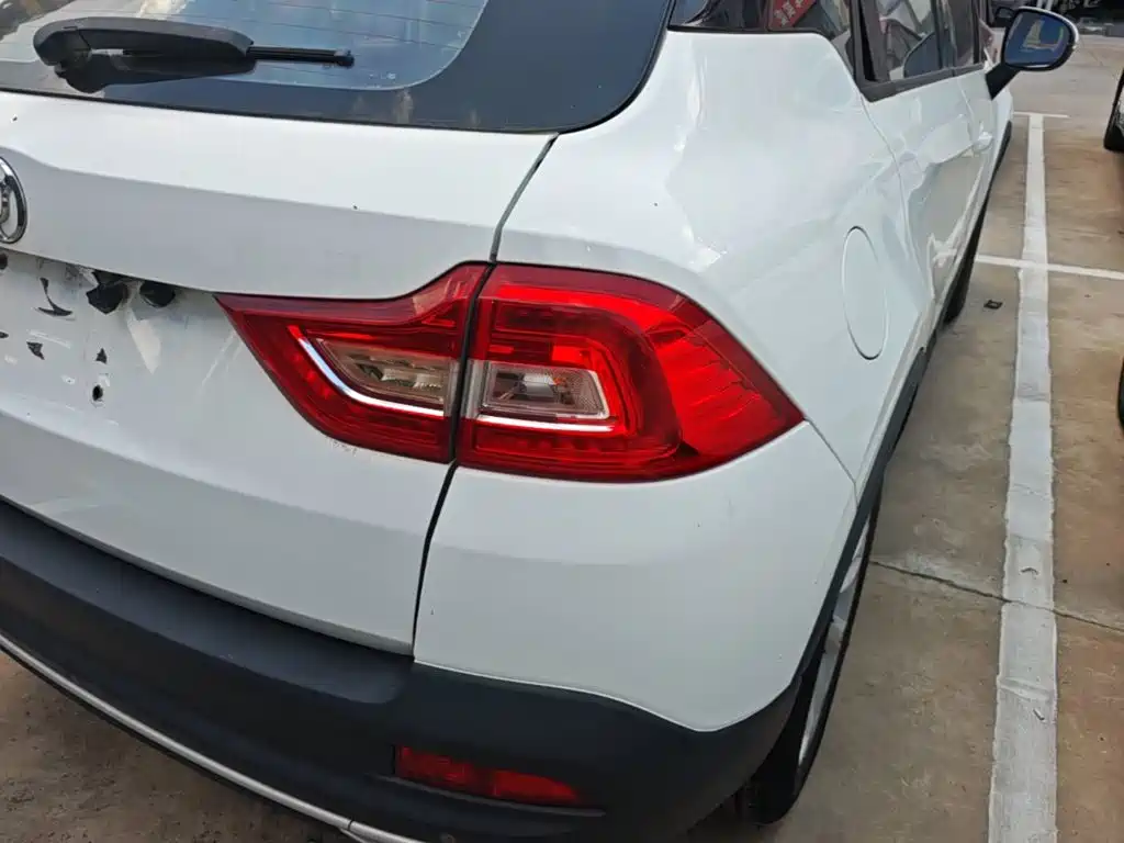 Zhonghua V3 2019 2017 1.5L Manual Comfort