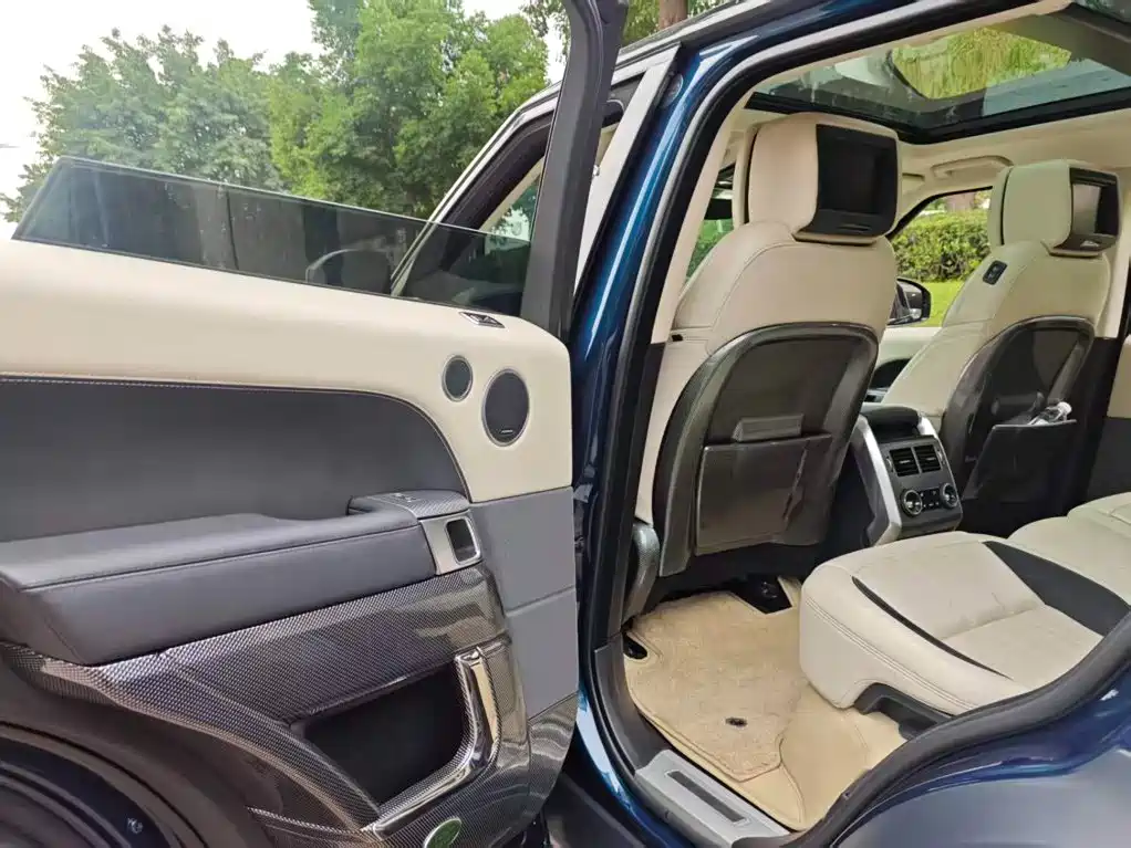 Photo 10 - Land Rover Range Rover Sport