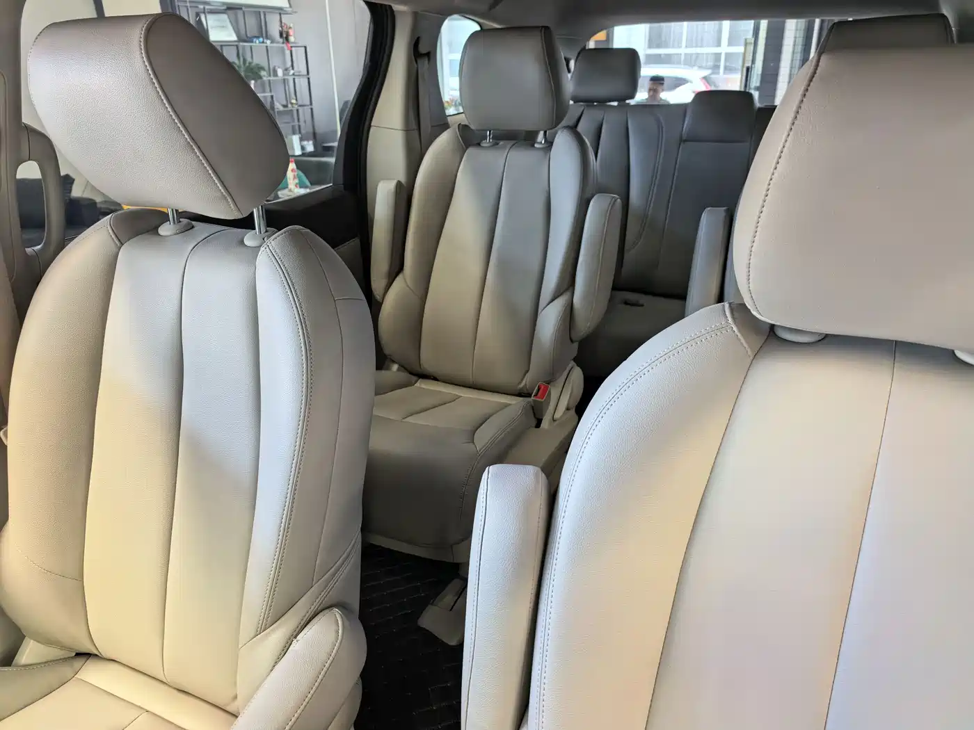 Buick GL8 2021 Land Business Class 652T Comfort фото 9