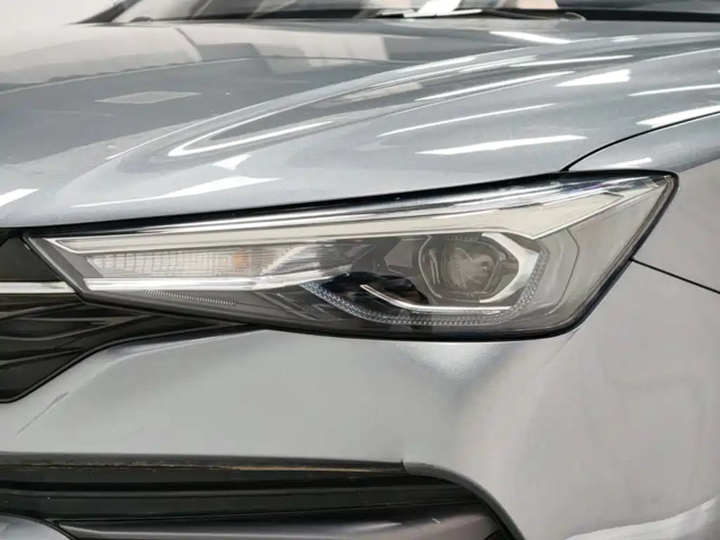 Photo 15 - Roewe i5
