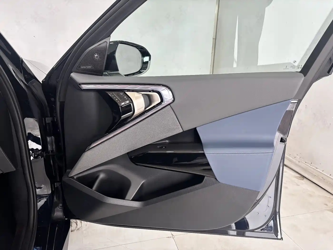 BMW X3 2025 xDrive30L Premium M Sport Package фото 25