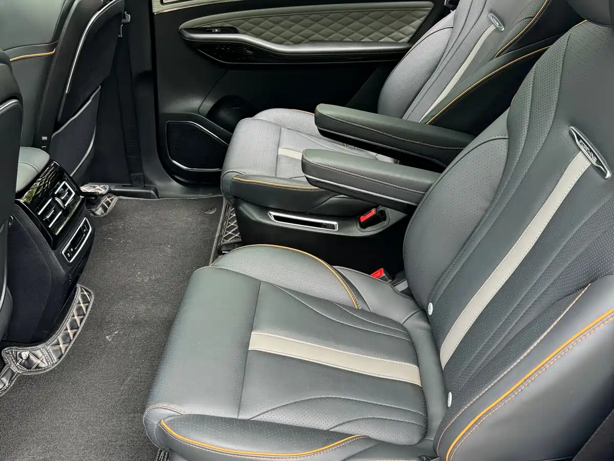 DONGFENG POPULAR YACHTS