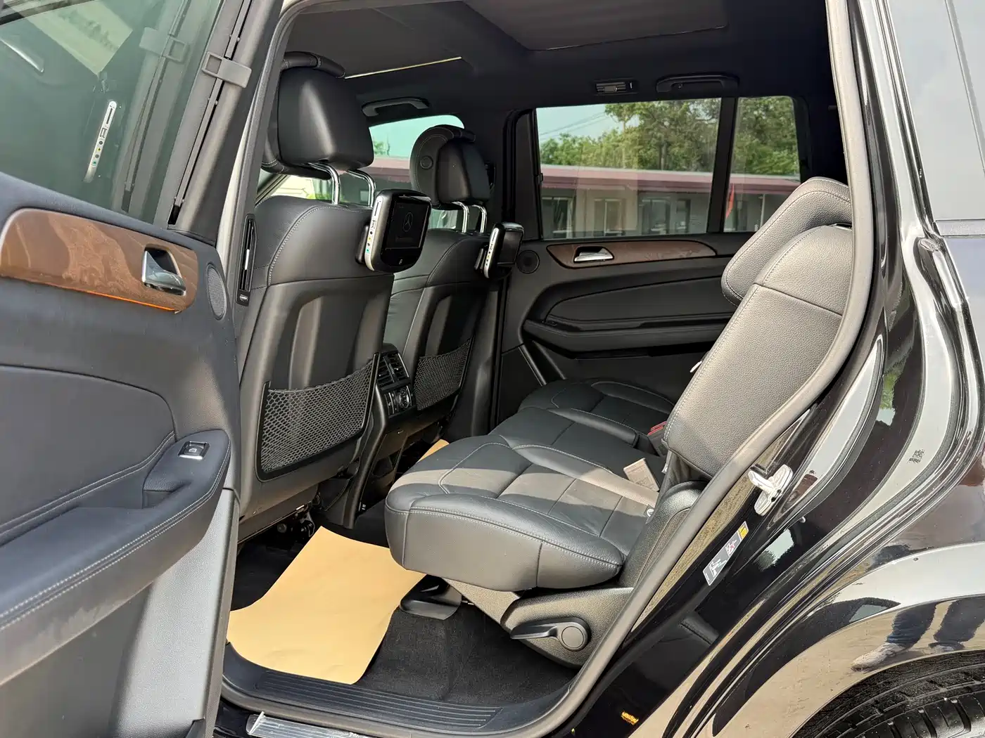 Mercedes-Benz GLS 2017 GLS 400 4MATIC Luxury фото 10