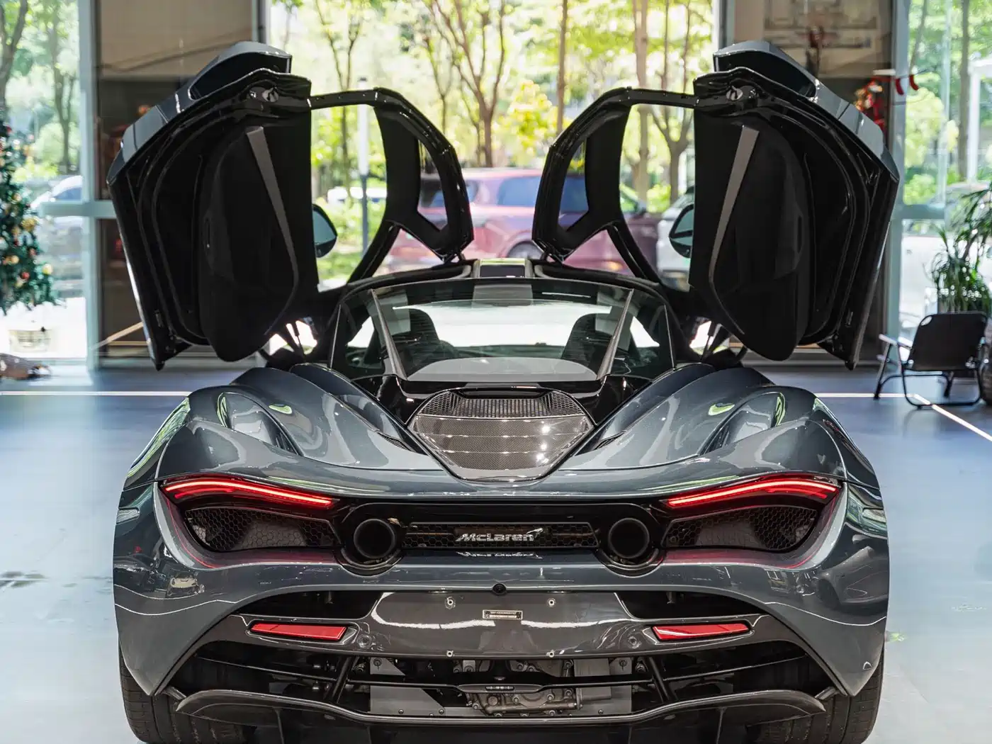 McLaren 720S 2019 4.0T Coupe фото 4
