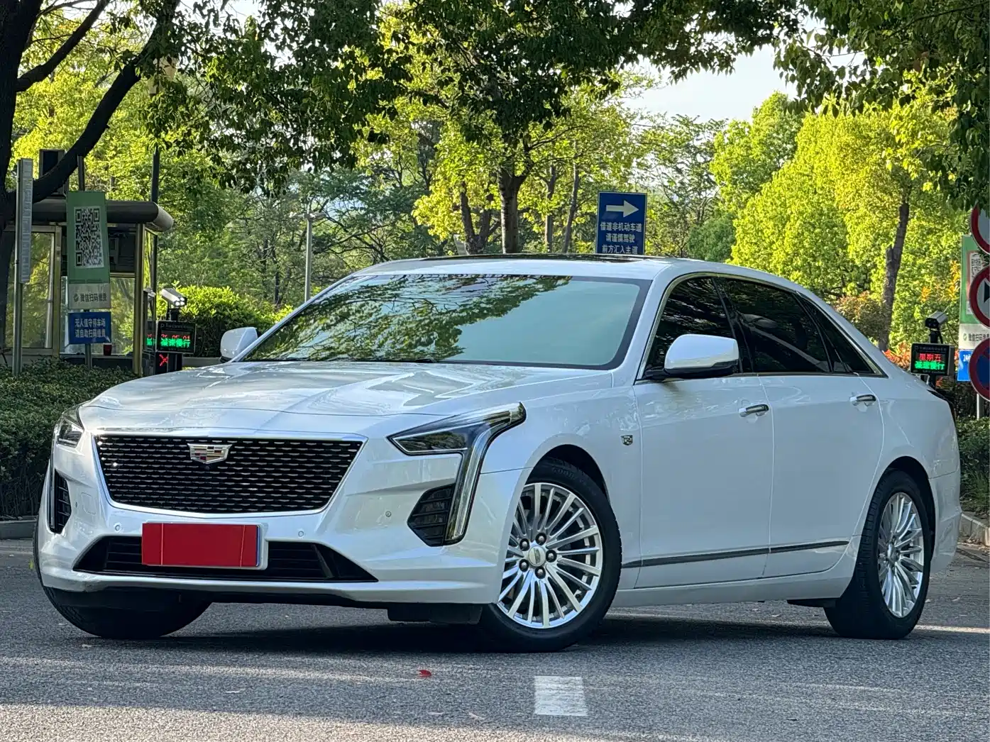 Cadillac CT6 2019 28T Luxury Model