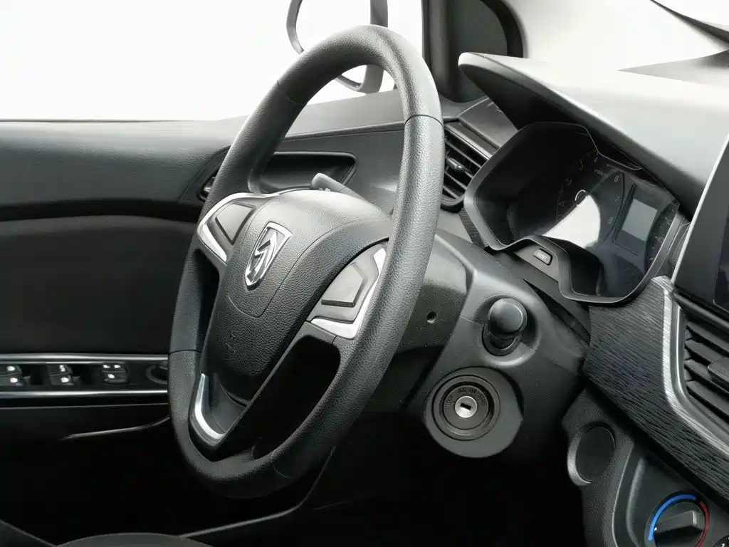 Фото 22 - Baojun 310